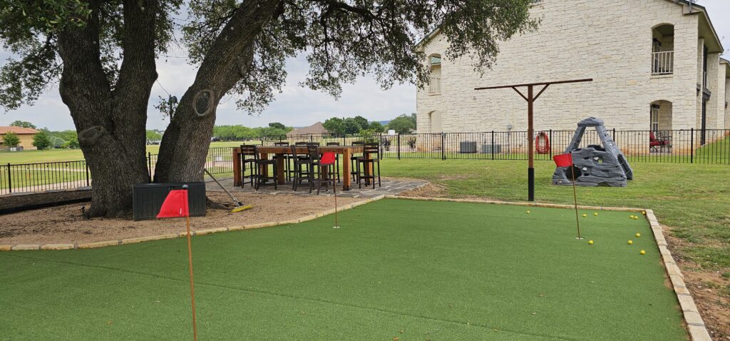 Frequently Asked Questions about stay and play offerings at Legends Golf Course and Villas on Lake LBJ